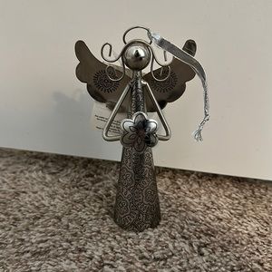 NWT Angel Flower: Regal Home & Garden Decor